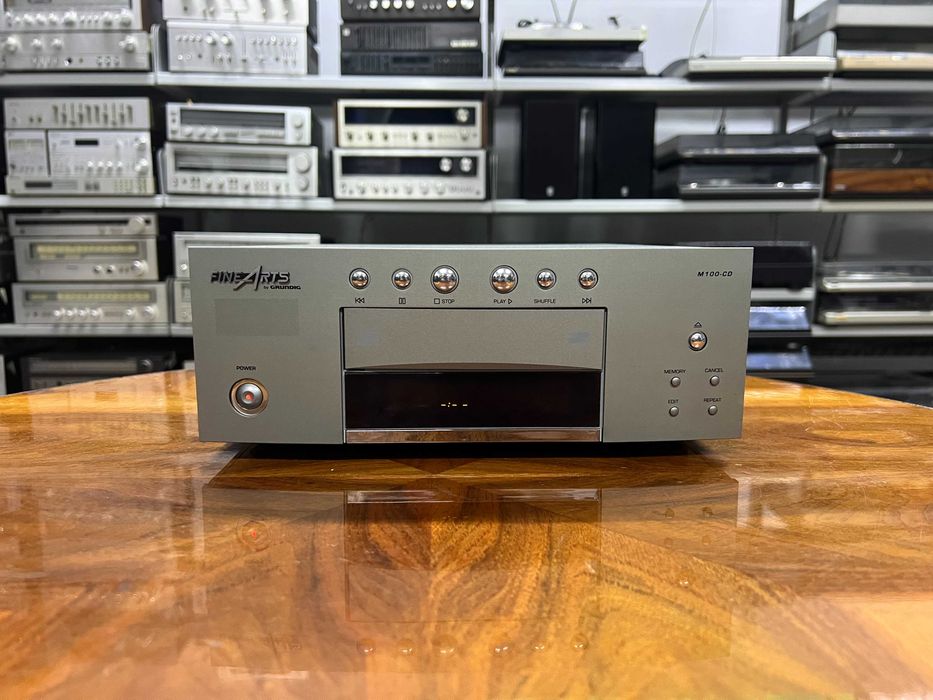 Odtwarzacz płyt CD FineArts by Grundig M100-CD Audio Room