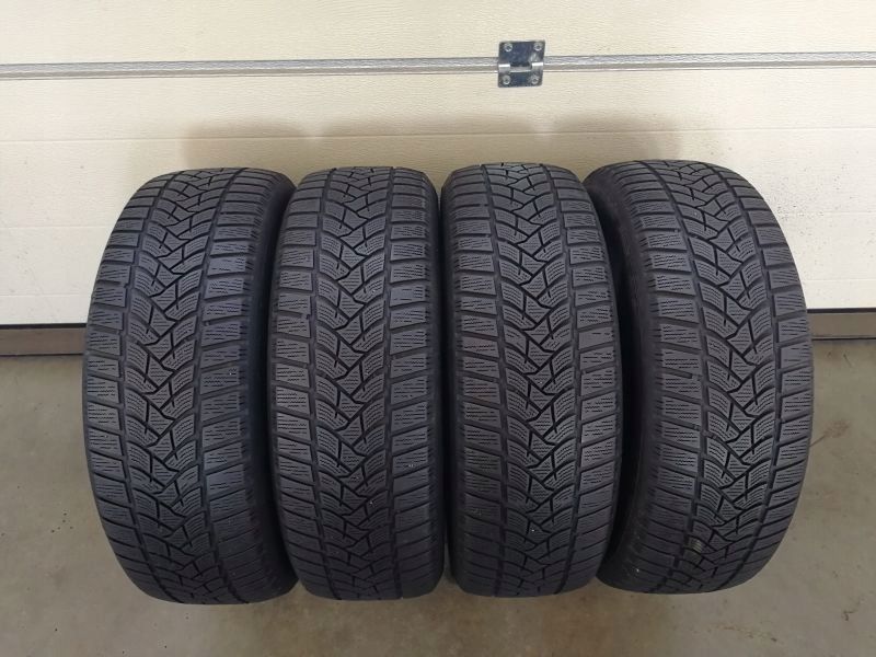 Opony zimowe 215/65 R 16 Dunlop Winter Sport 5