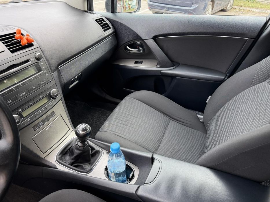 Toyota Avensis у відмінному стані