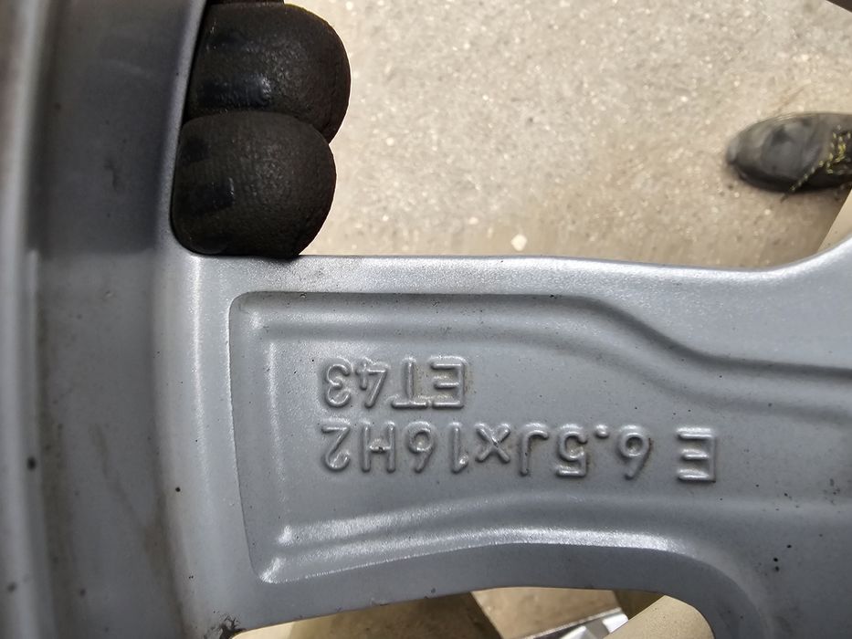 Felgi Aluminiowe Audi A3 R16 5x112 ET43-6.5J