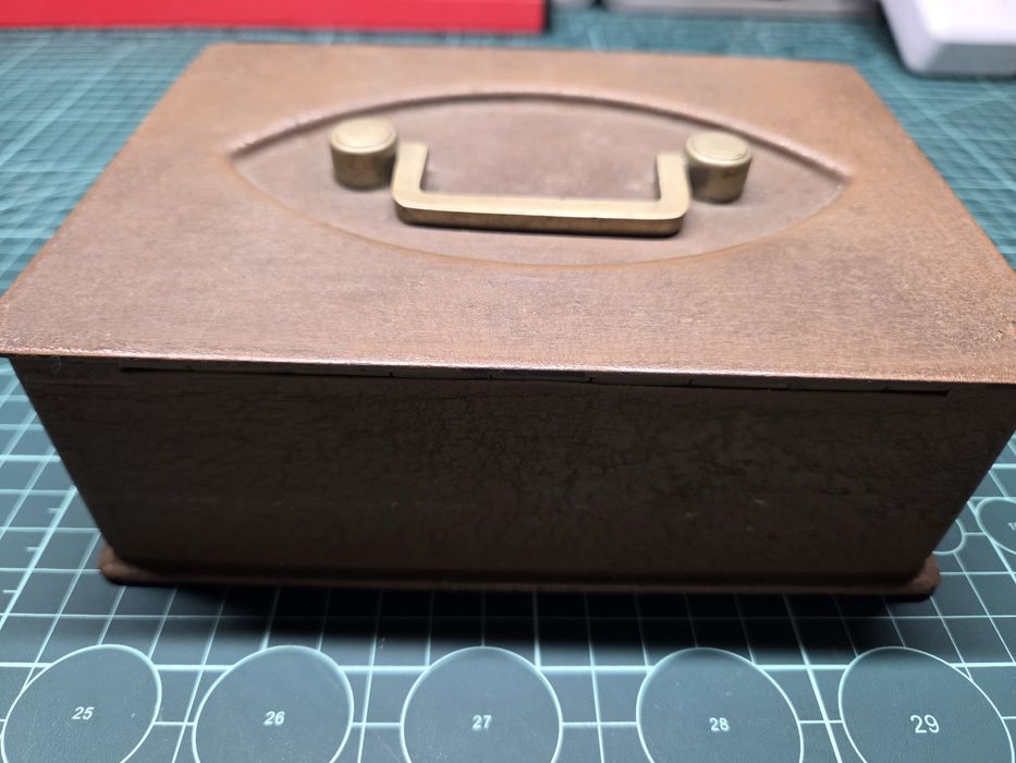 Cofre pequeno Antigo