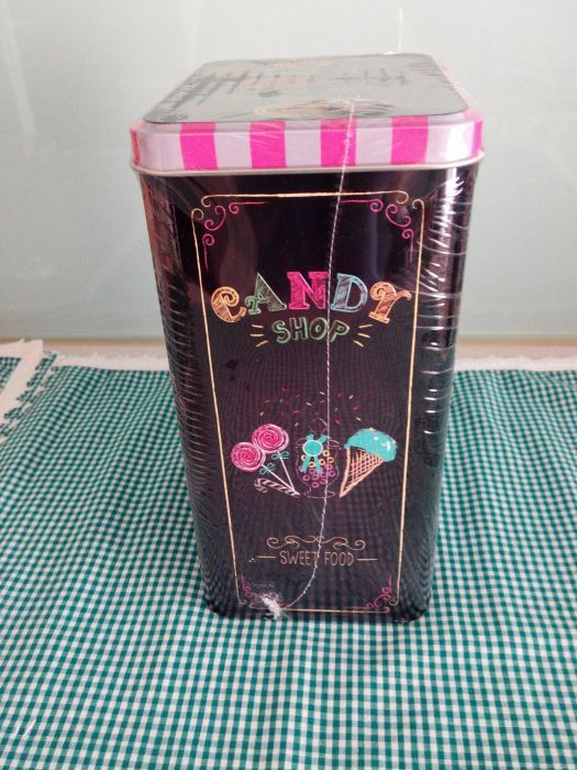 Lata de Chapa Retro/Vintage (Nova)