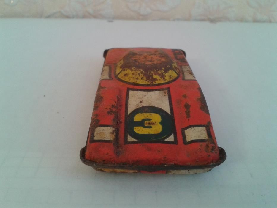 Спортивная игрушечная машина СССР