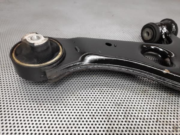 Braço de suspensão frente esquerdo FIAT Grande Punto (199_)