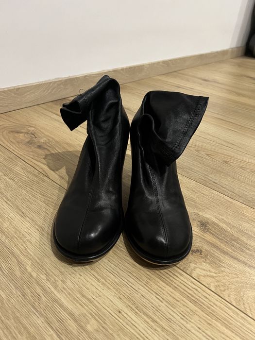 BLANCA БОТІЛЬЙОНИ ЧОРНІ ШКІРЯНІ   40 розмір, вдягала 2 рази.