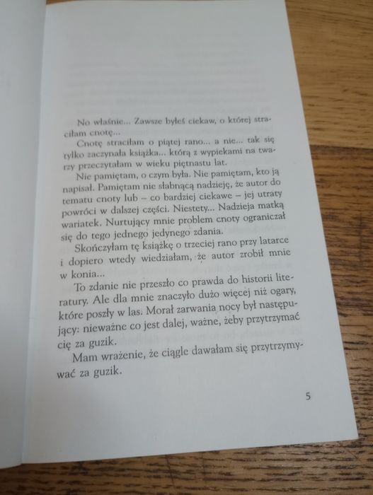 Przegryźć dżdżownice. Katarzyna Grochola