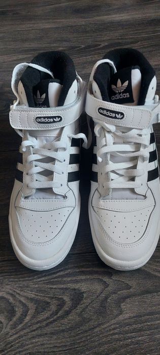 Nowe męskie wysokie skórzane Adidas 43