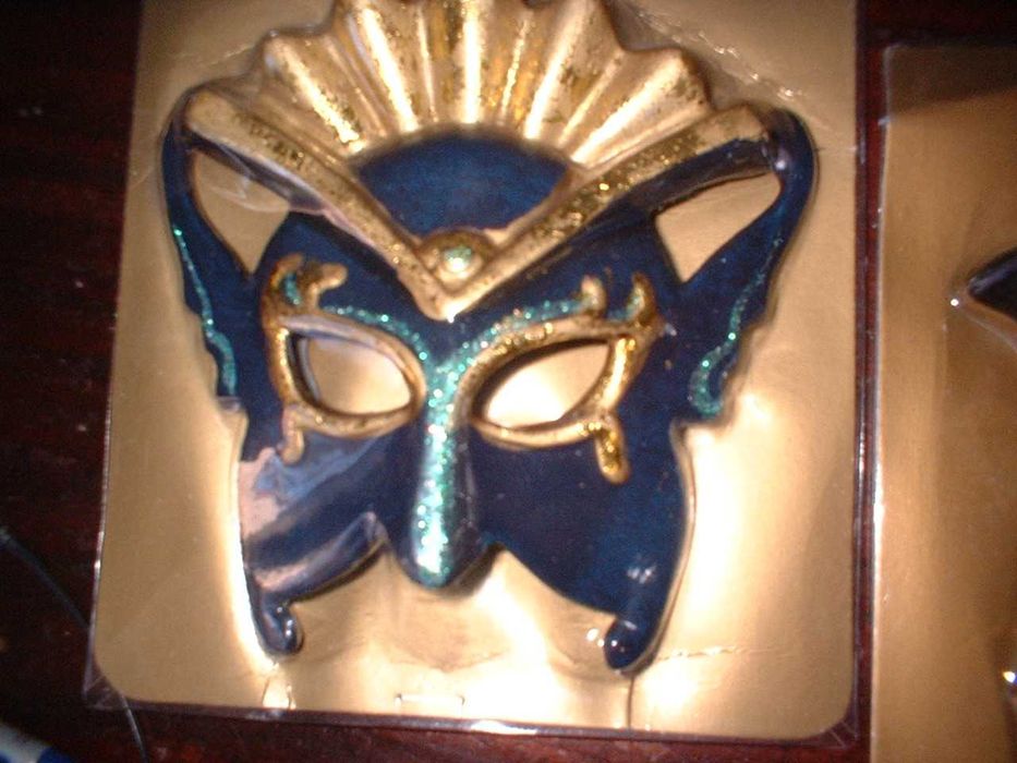 Máscaras venezianas de porcelana pintadas à mão 4