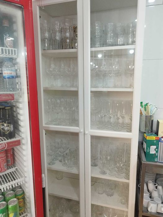 Trespasse Restaurante/Bar com Esplanada–Praia Paço de Arcos|Renda 900€