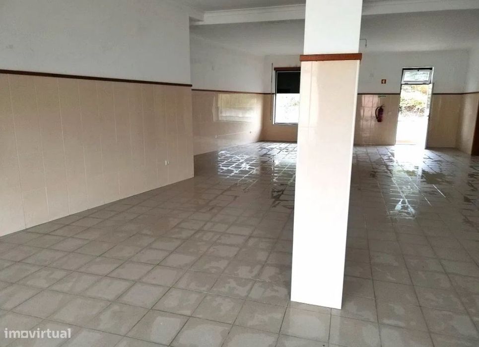 Alugo lojas em pinheiros Leiria