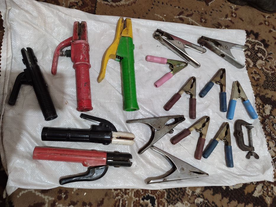 Держатель для сварки