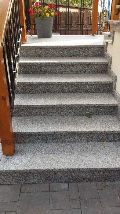 Schody kamienne tadż mahal konglomerat kwarcytowy,granitowe  marmurowe