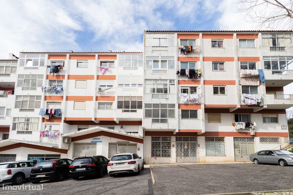 Apartamento T3 na Agualva