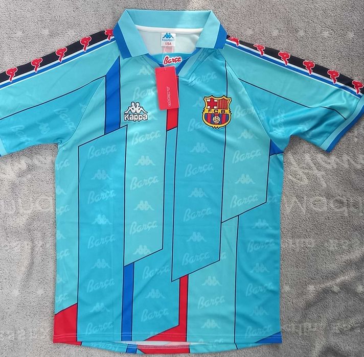 Nowa koszulka FC Barcelona, model retro, 1996/97. Kappa, #9 Ronaldo