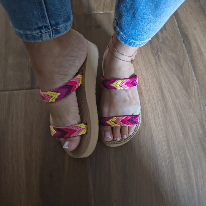Kolorowe klapki damskie