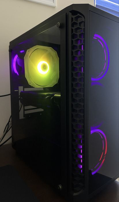 Komputer RX5700XT Ryzen 5 2600 RAM 16GB 3200MHz