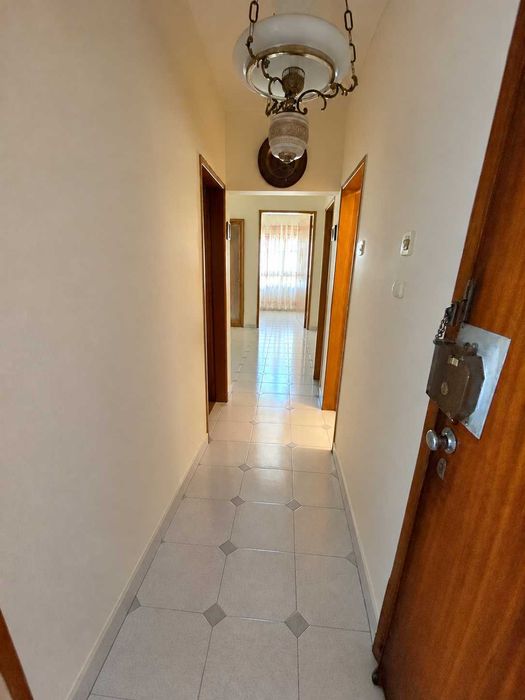 vendo apartamento T3 no centro de Almada