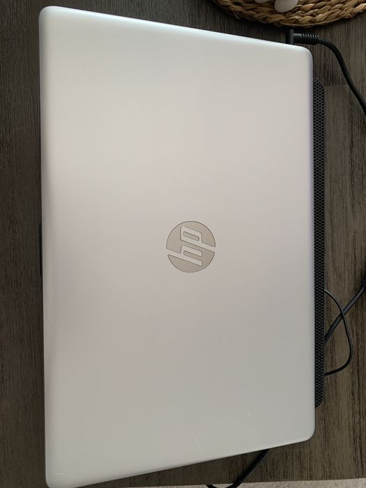 HP Computer with Ryzen 5, 12 GB, 256 GB SSD64741323610755121