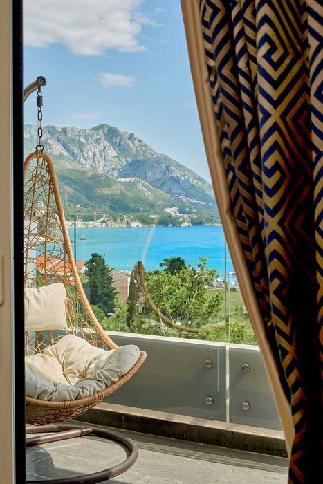 Продаж квартири Чорногорія Будва можливий розрахунок в Україні