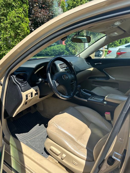 Lexus IS 2007 VIN JTHBB262502018892 фото оголошення 5 з 8