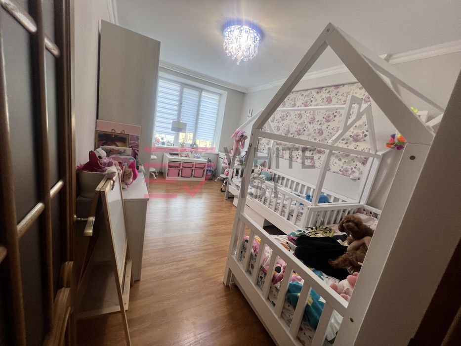 Продаж 3-кім. квартири 80 м.кв., в. Алмазова