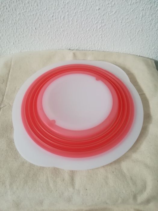 Caixa Tupperware Nova