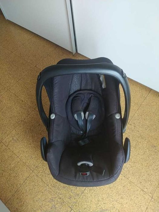 Cadeira auto para bebé