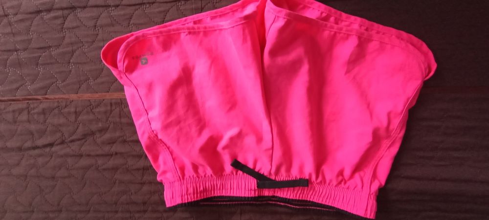 Sprzedam spodenki młodzieżowej