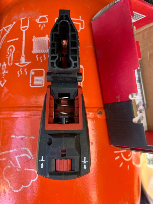 Pente para aparafusadora hilti