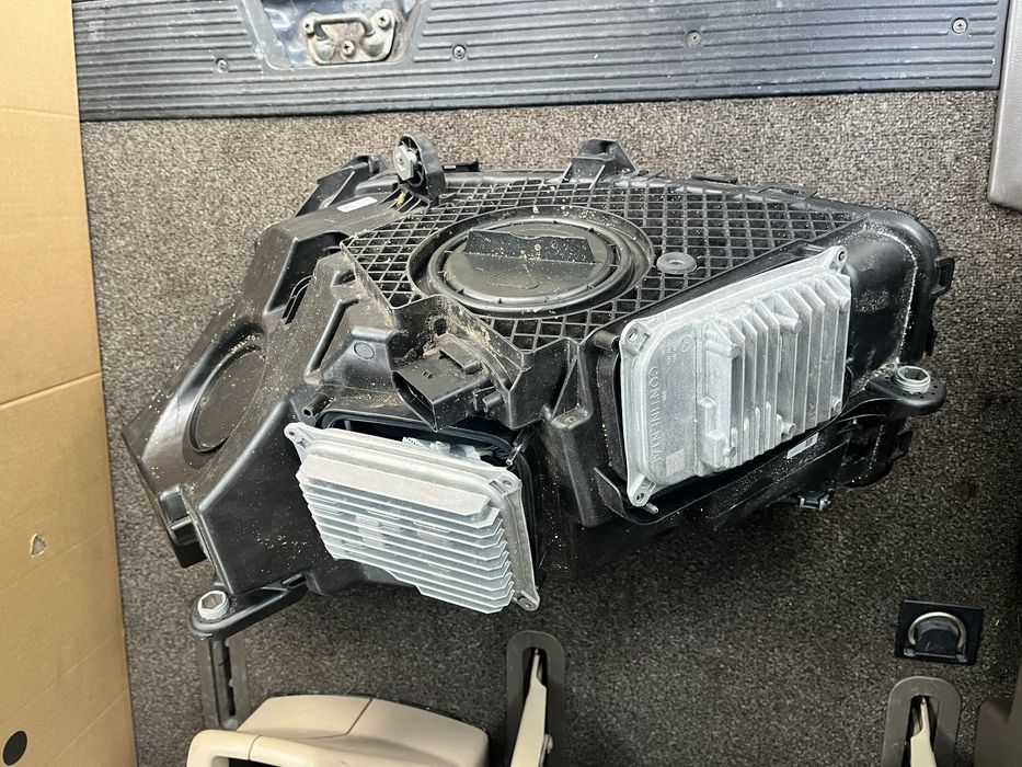 Mercedes GLC X253 W253 LIFT Prawa Lampa Multibeam LED USA