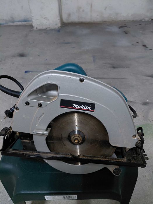Serra Circular (Makita)