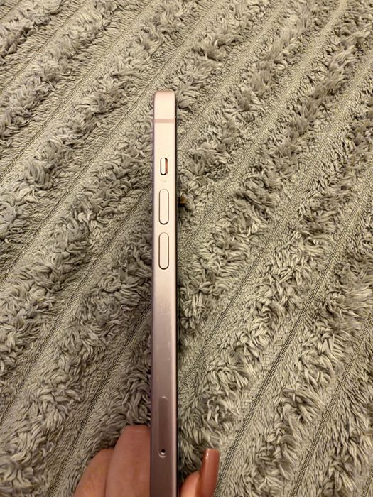 Iphone 15 plus różowy