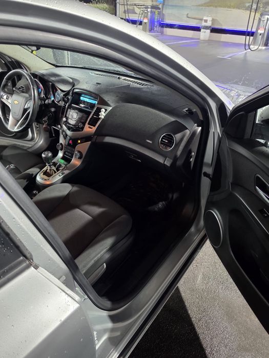 Chevrolet Cruze Sport 1.7 diesel - 130cv