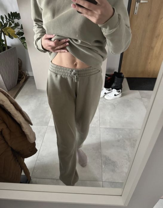 Luźny dres over size