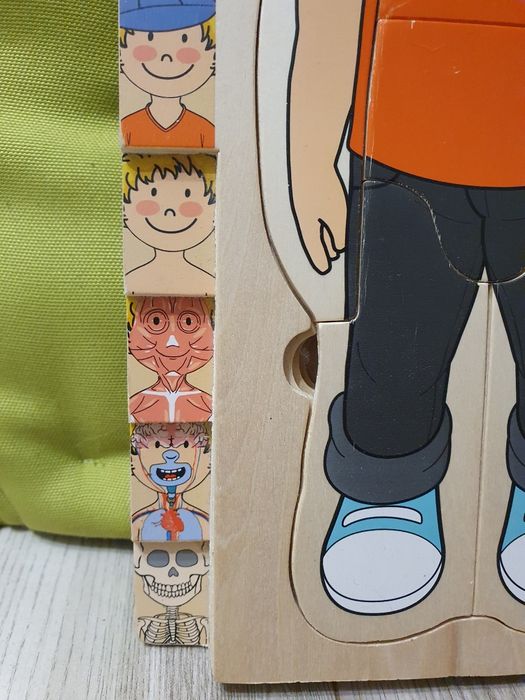 Puzzle drewniane edukacyjne chłopiec anatomia