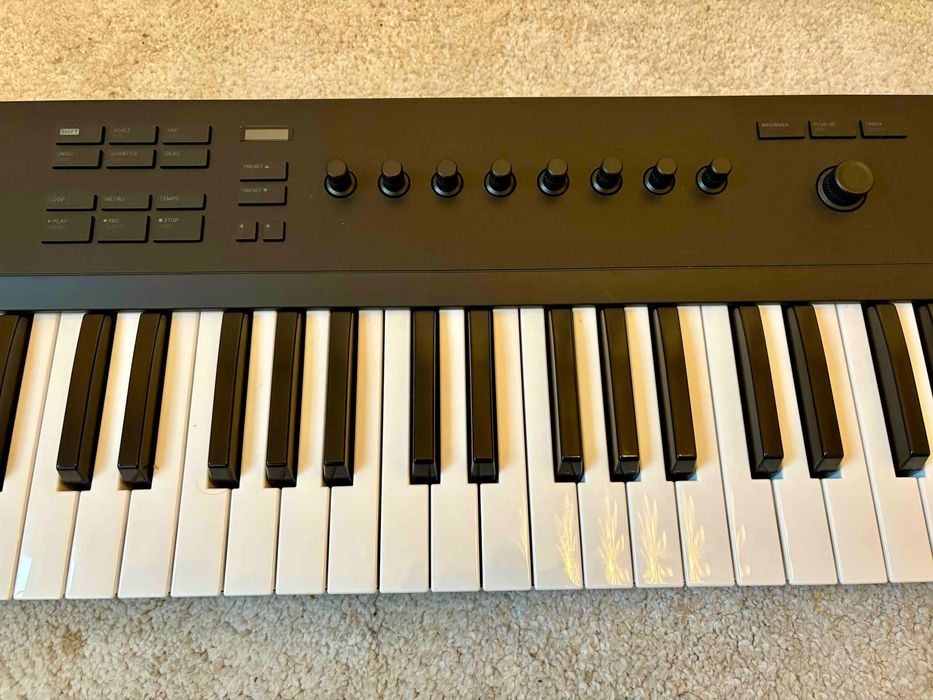 Native Instruments Komplete Kontrol A61