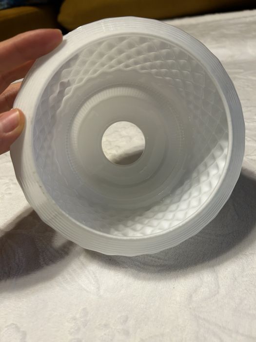 Klosz żyrandol PRL biały szklany vintage retro modernizm