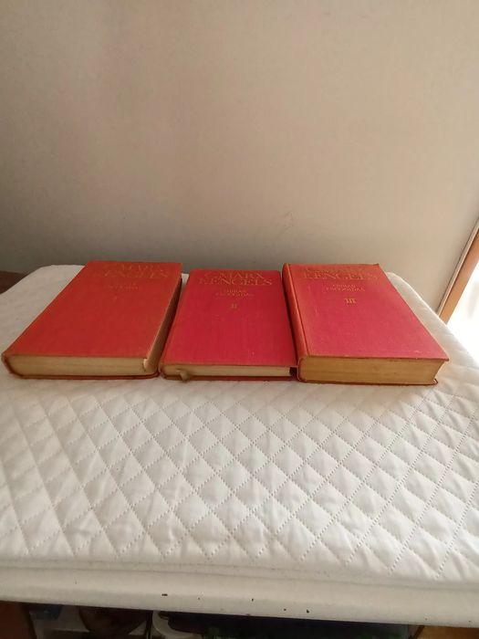 "Obras Escogidas" Karl Marx e F. Engels-  3 volumes