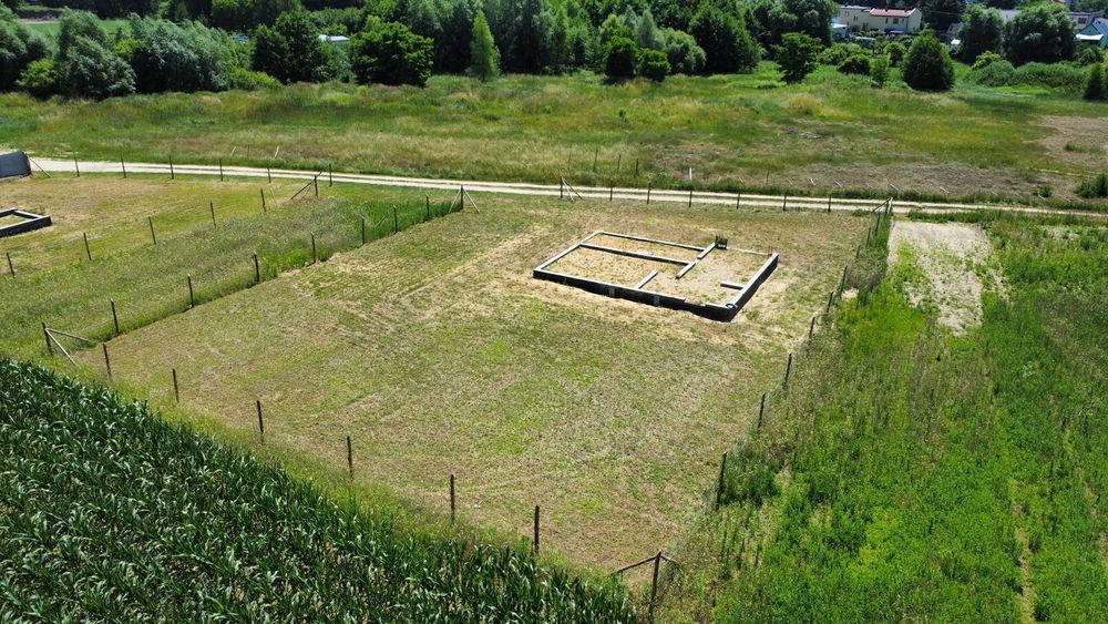 Działka budowlana Zduny 1044m2 z fundamentem domu