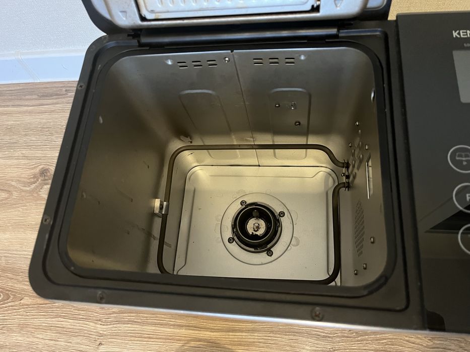 Хлібопічка Kenwood BM450