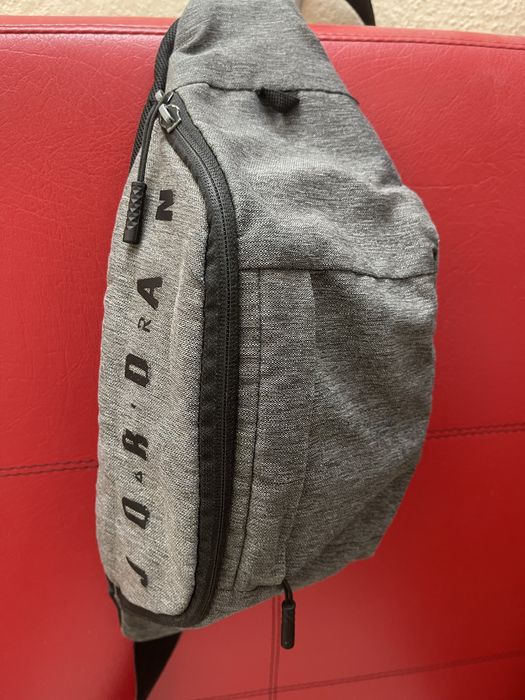 Mala/Pochete Jordan Air Crossbody Original - Cinza Mesclado
