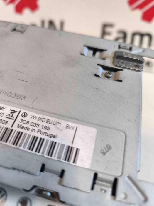 Rádio / Auto Rádio VW SCIROCCO III 1.4 TSI (118 kW / 160 cv) [05.2008 - 11.2017] 3C8035195 (OEM) | 7647239360 (OEM)