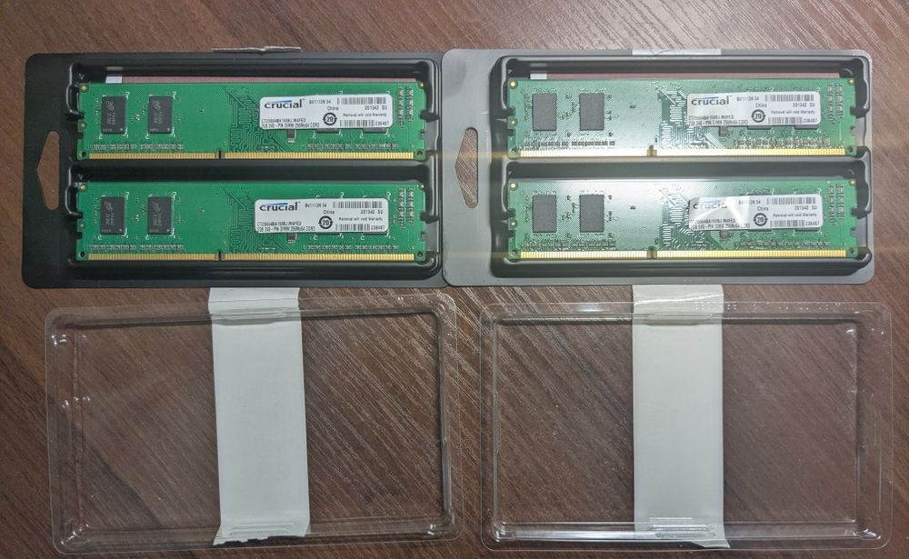 Комплект оперативної пам'яті Crucial DDR3 8GB (4x2GB) 1600MHz для ПК