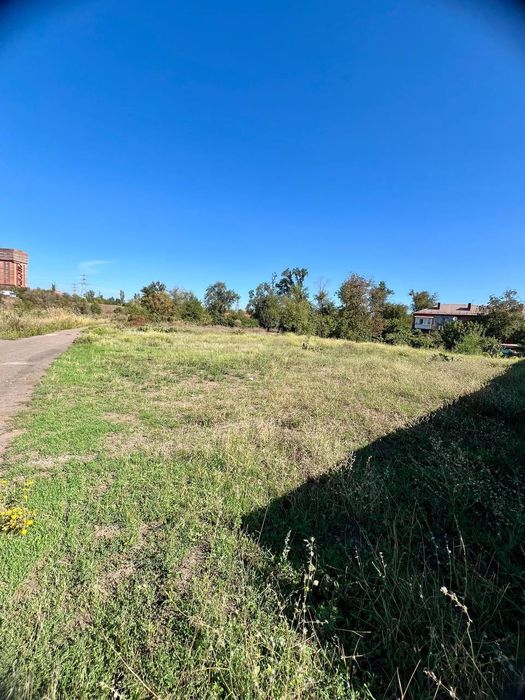 Продаж ділянки біля водойми по вул.Одеська