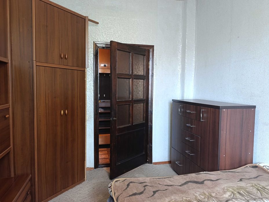 Продам 4-кімнатну квартиру 77кв.м в районі пр.І.Мазепи (новий варіант, можна серттфікат, ваучер і т.д.)