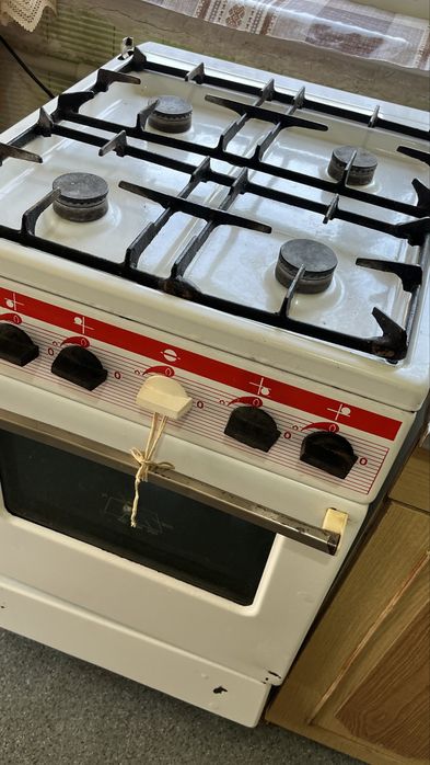 Печка газовая в рабочем состоянии