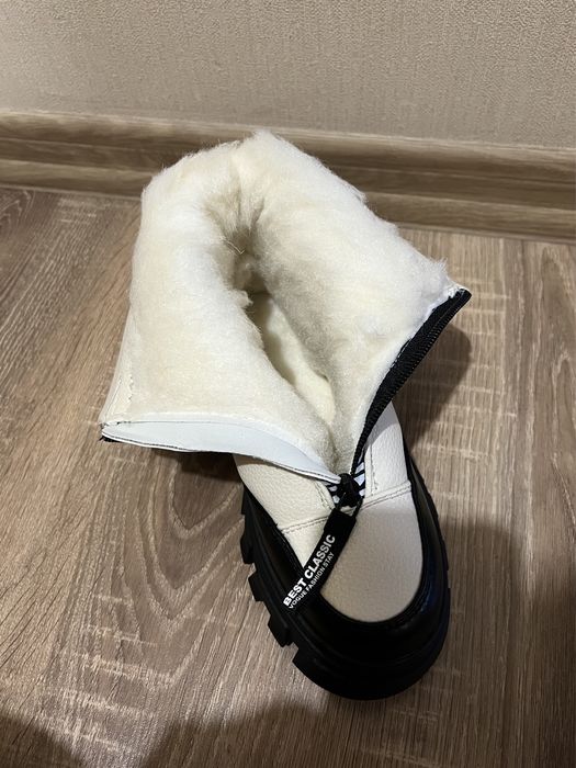 Зимові черевики чоботи на дівчинку молочні білі белые 32 33 34 35 36