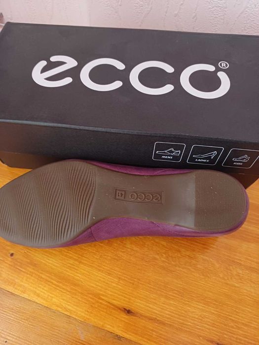 Продам жіночі туфлі Ecco