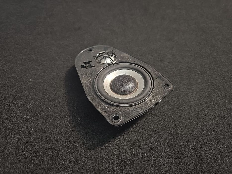 Coluna de som originais para tablier Volvo xc70 s80 2012+   EPC