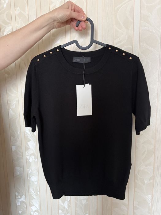 Чорний светр футболка Zara з короткими рукавами